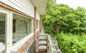 Photo of Treetop Hideaway