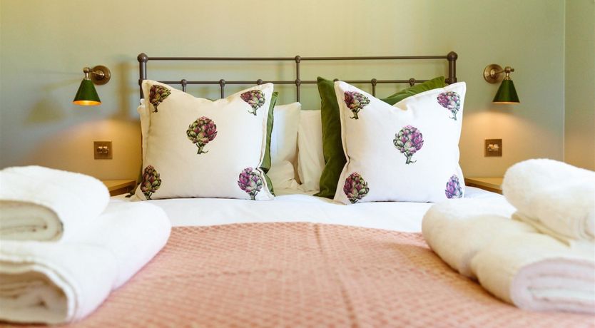 Photo of Gatehouse Gardens