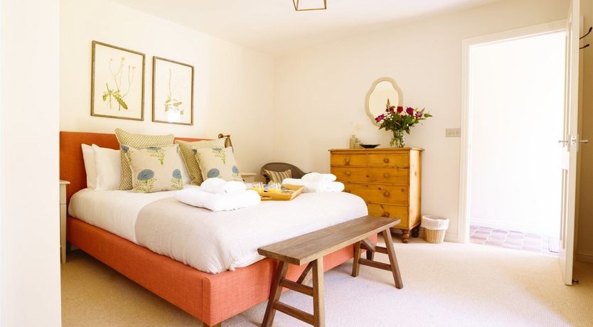 Photo of Gatehouse Gardens