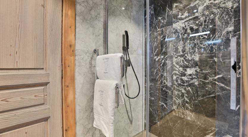 Photo of Dazzling Diamond