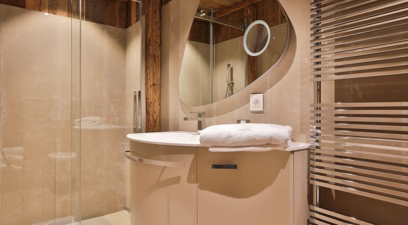 Photo of Dazzling Diamond