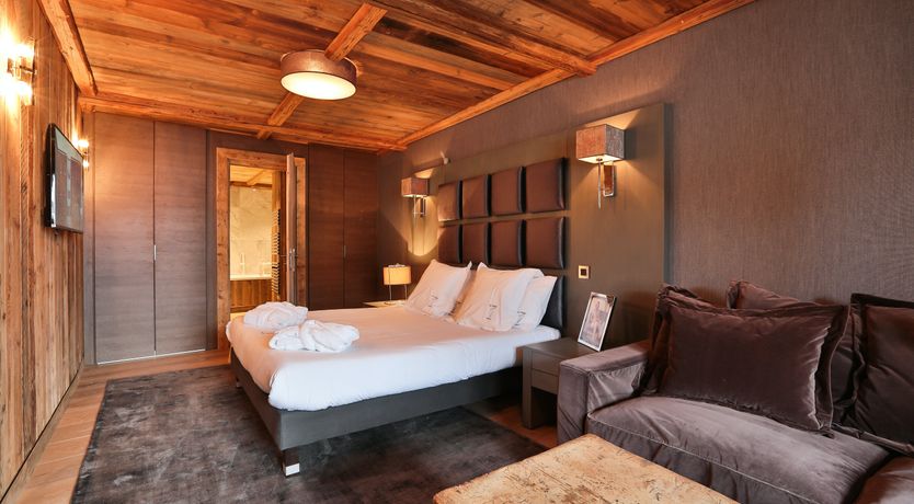 Photo of Dazzling Diamond