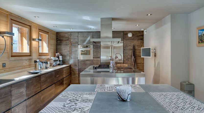 Photo of The Fox in the Snow