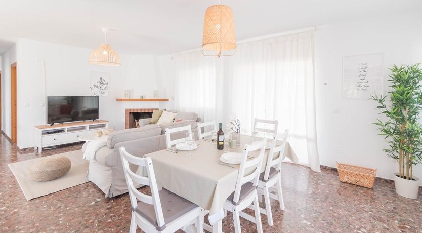 Photo of Mountains Echoed