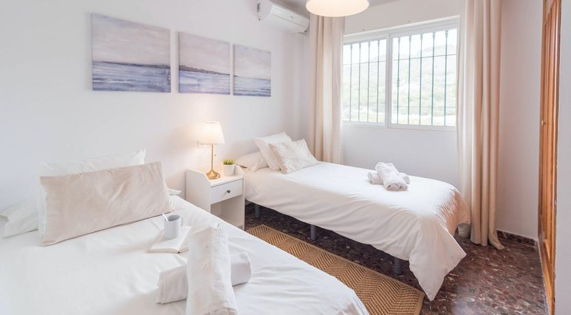 Photo of Mountains Echoed