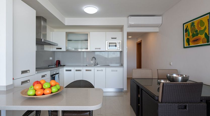 Photo of Birdies & Canaries