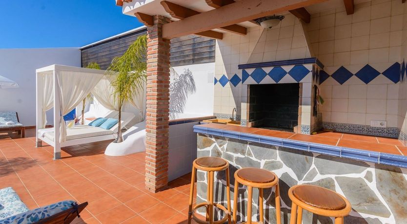 Photo of Blue of the Pool