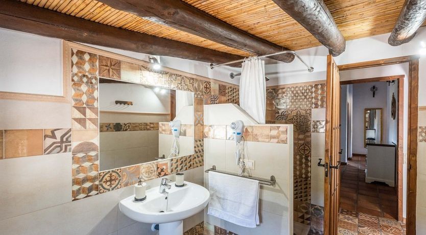 Photo of Tile & Beam