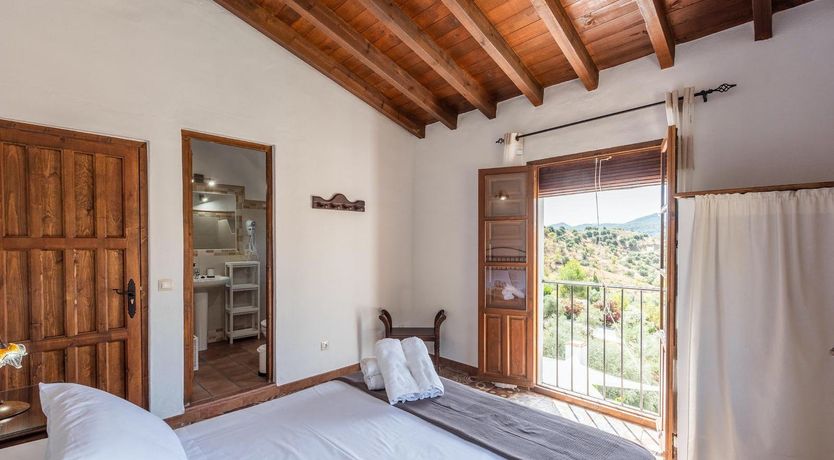 Photo of Tile & Beam