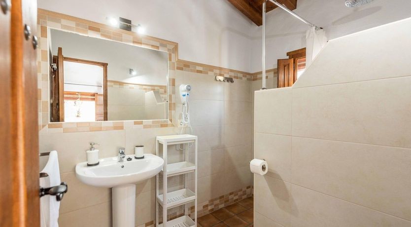 Photo of Tile & Beam