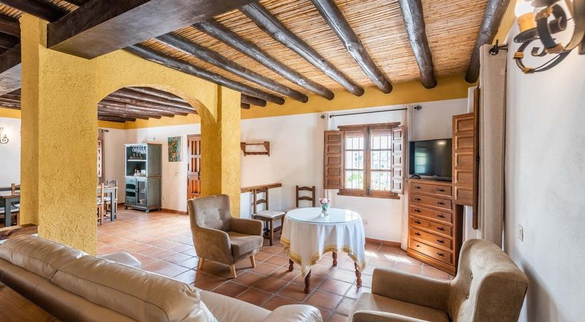 Photo of Tile & Beam