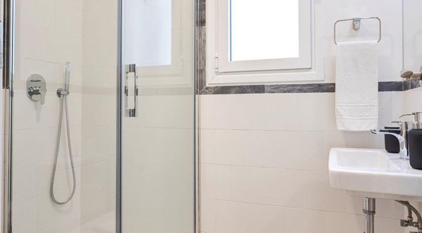 Photo of Golden Flamenco