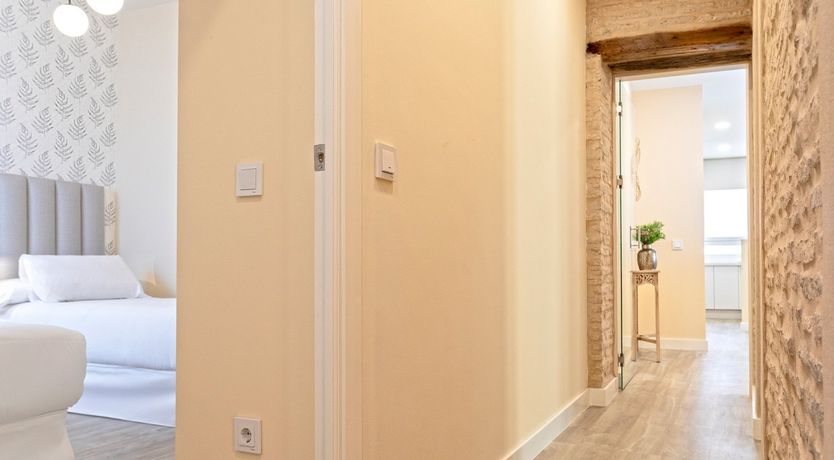 Photo of Golden Flamenco