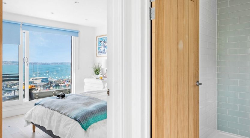 Photo of Rainbow View