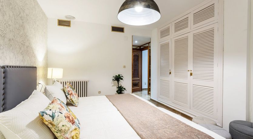 Photo of Seductive Quality