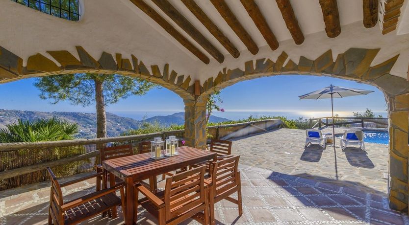 Photo of Gazing at Blue Horizons