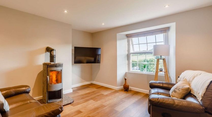 Photo of 2 Bed in Widegates