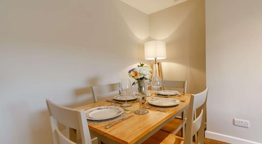 Photo of 2 Bed in Widegates