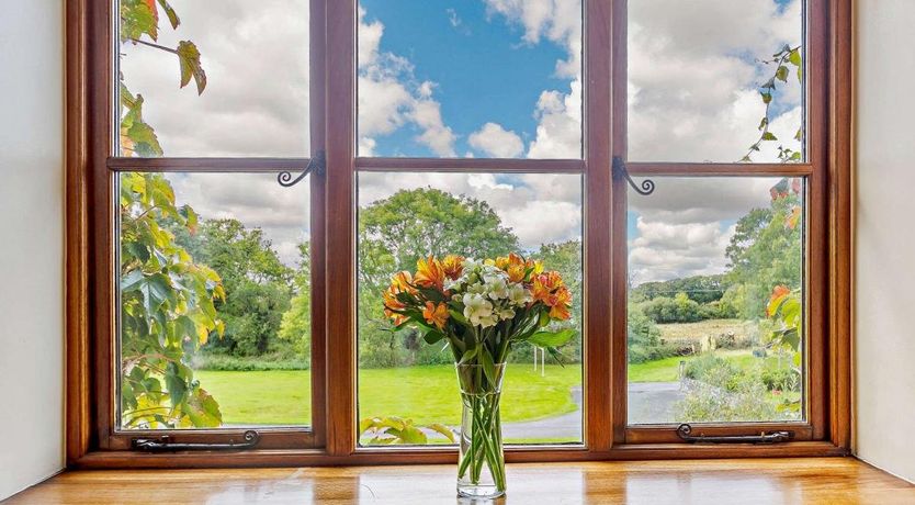 Photo of 2 Bed in Dyffryn Ardudwy