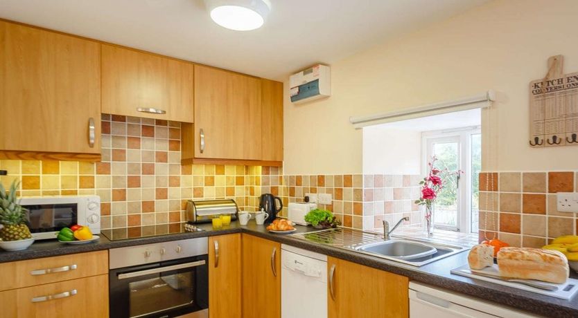 Photo of 1 Bed in Llandderfel