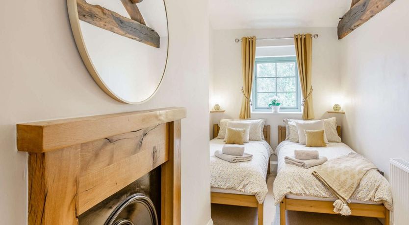 Photo of 3 Bed in Keighley