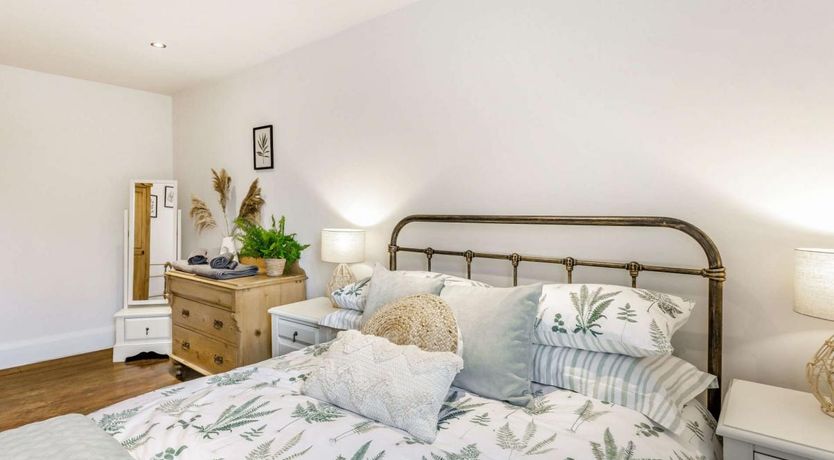 Photo of 3 Bed in Haworth