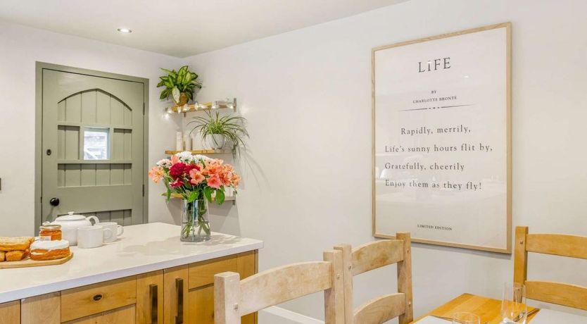 Photo of 3 Bed in Haworth