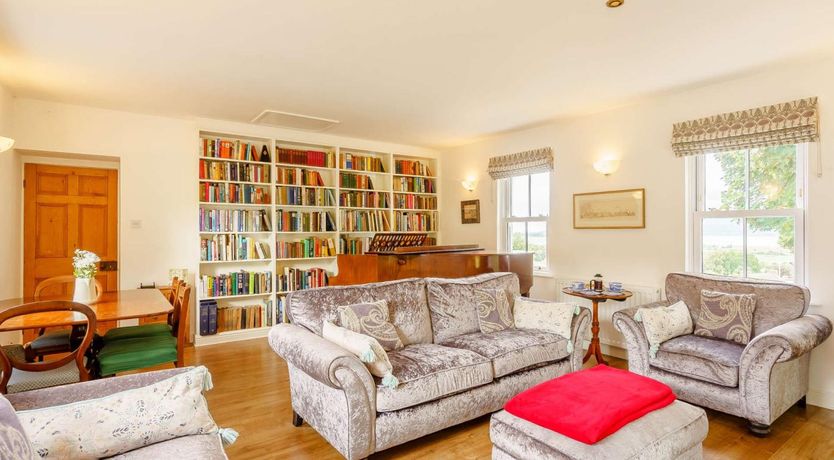 Photo of 5 Bed in Askam-in-furness