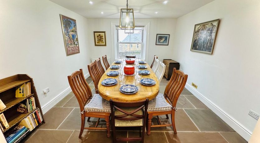 Photo of 5 Bed in Askam-in-furness