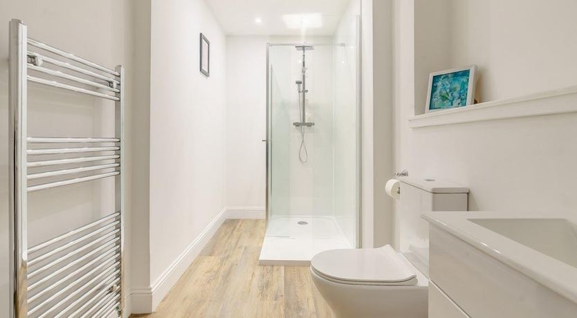 Photo of 6 Bed in Leuchars