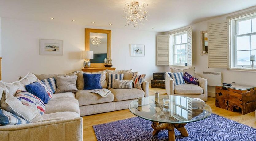 Photo of in Tenby (89600)