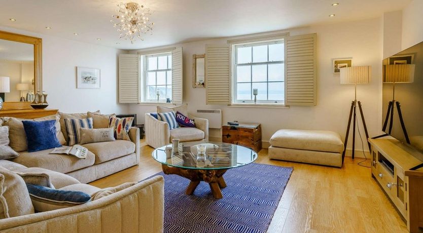 Photo of 2 Bed in Tenby