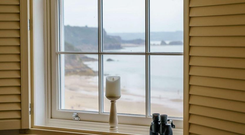 Photo of 2 Bed in Tenby