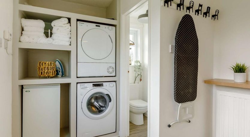 Photo of 3 Bed in Lee