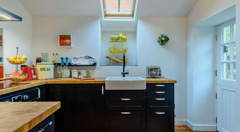 Photo of 1 Bed in Bridport