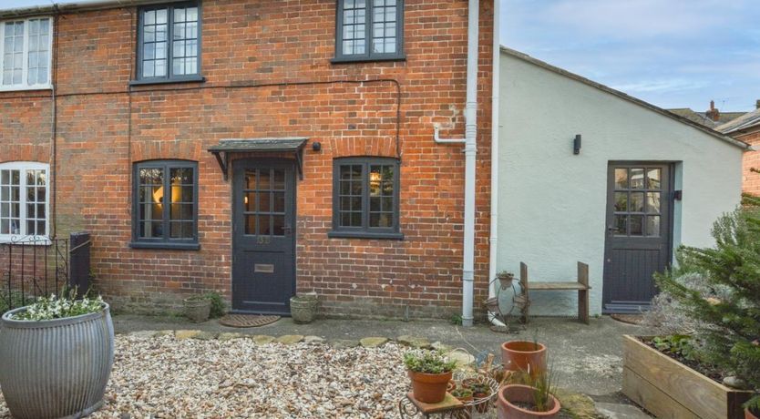 Photo of 1 Bed in Bridport