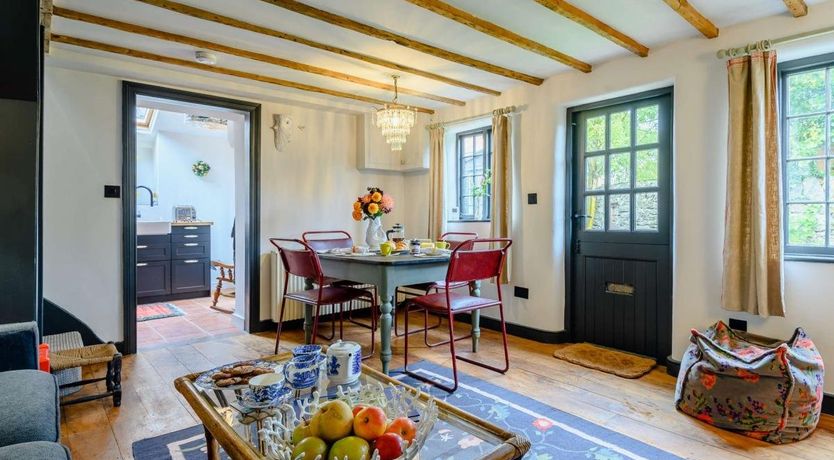 Photo of 1 Bed in Bridport