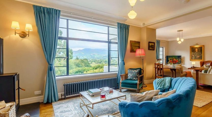 Photo of 6 Bed in Underskiddaw