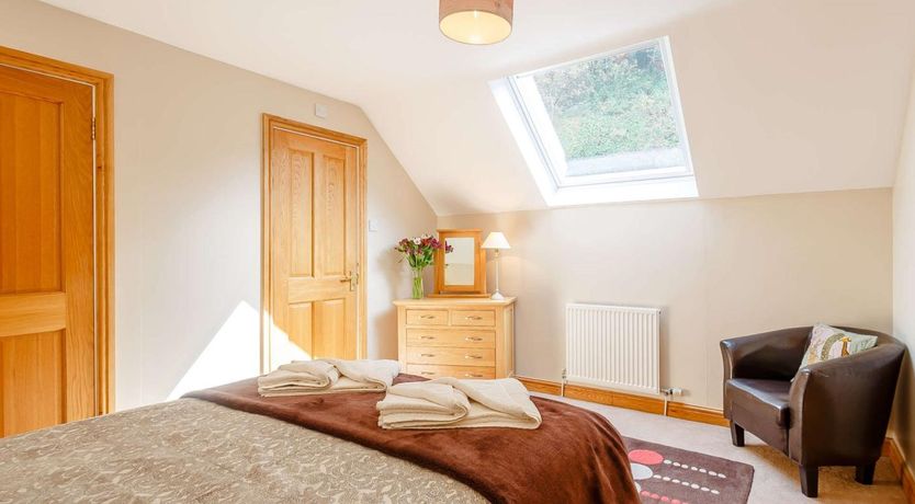 Photo of 4 Bed in Harlech