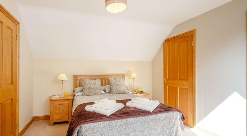 Photo of 4 Bed in Harlech