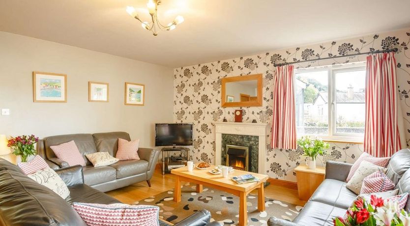 Photo of 4 Bed in Harlech