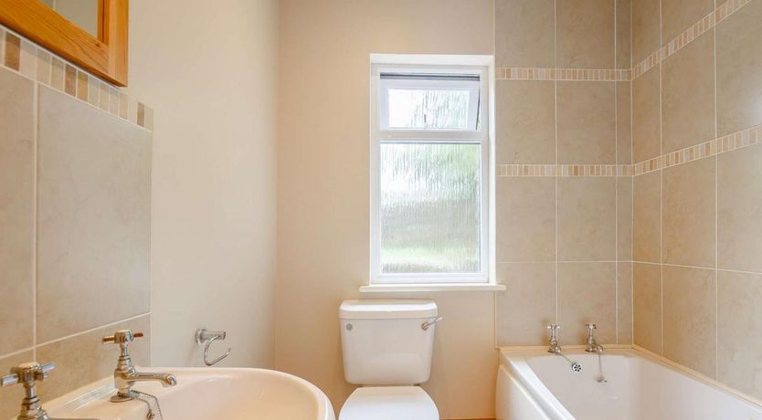 Photo of 4 Bed in Harlech