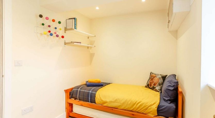 Photo of 2 Bed in Ilkley