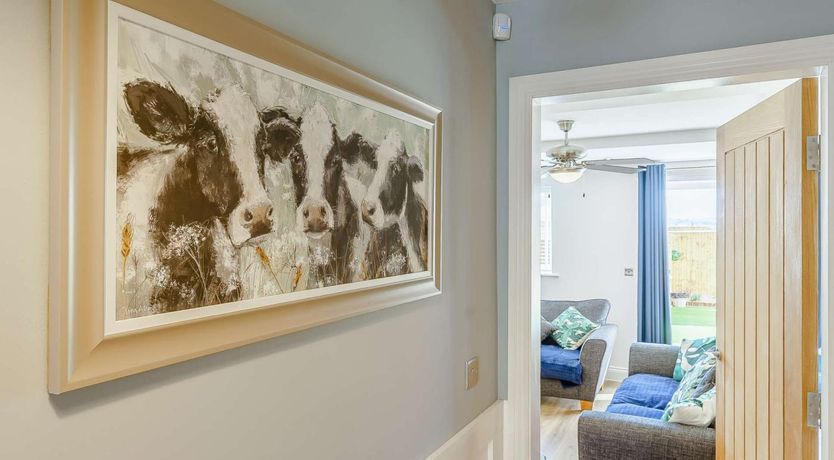 Photo of 4 Bed in Whitby