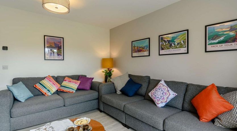 Photo of 3 Bed in Templeton