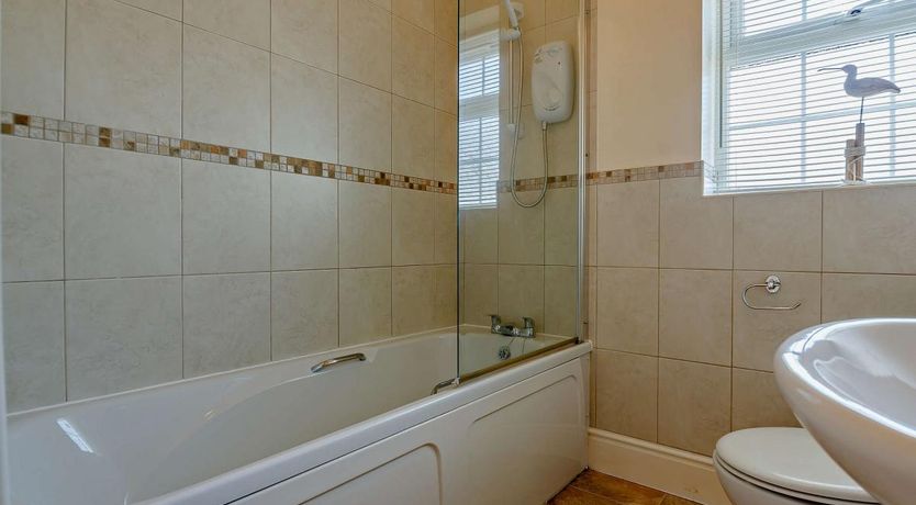 Photo of 2 Bed in Betws Yn Rhos