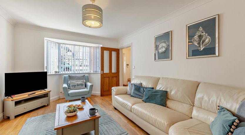 Photo of 4 Bed in Llandudno