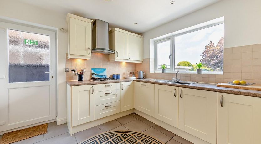 Photo of 4 Bed in Llanrhos