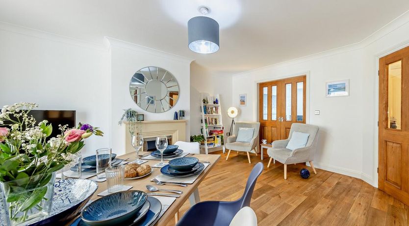 Photo of 4 Bed in Llanrhos