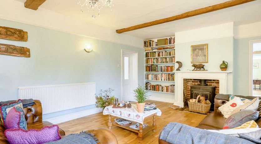 Photo of 5 Bed in Dereham